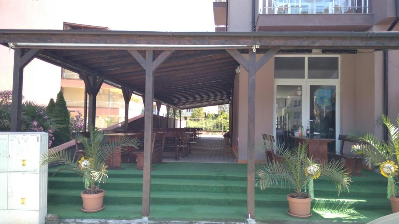 Guest Rooms Venera Primorsko Dış mekan fotoğraf