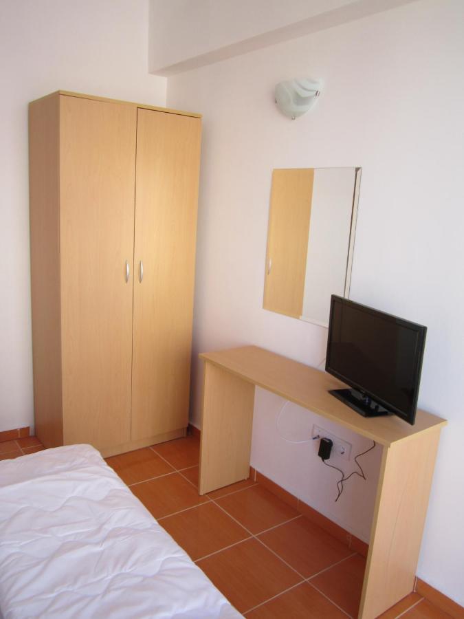 Guest Rooms Venera Primorsko Dış mekan fotoğraf
